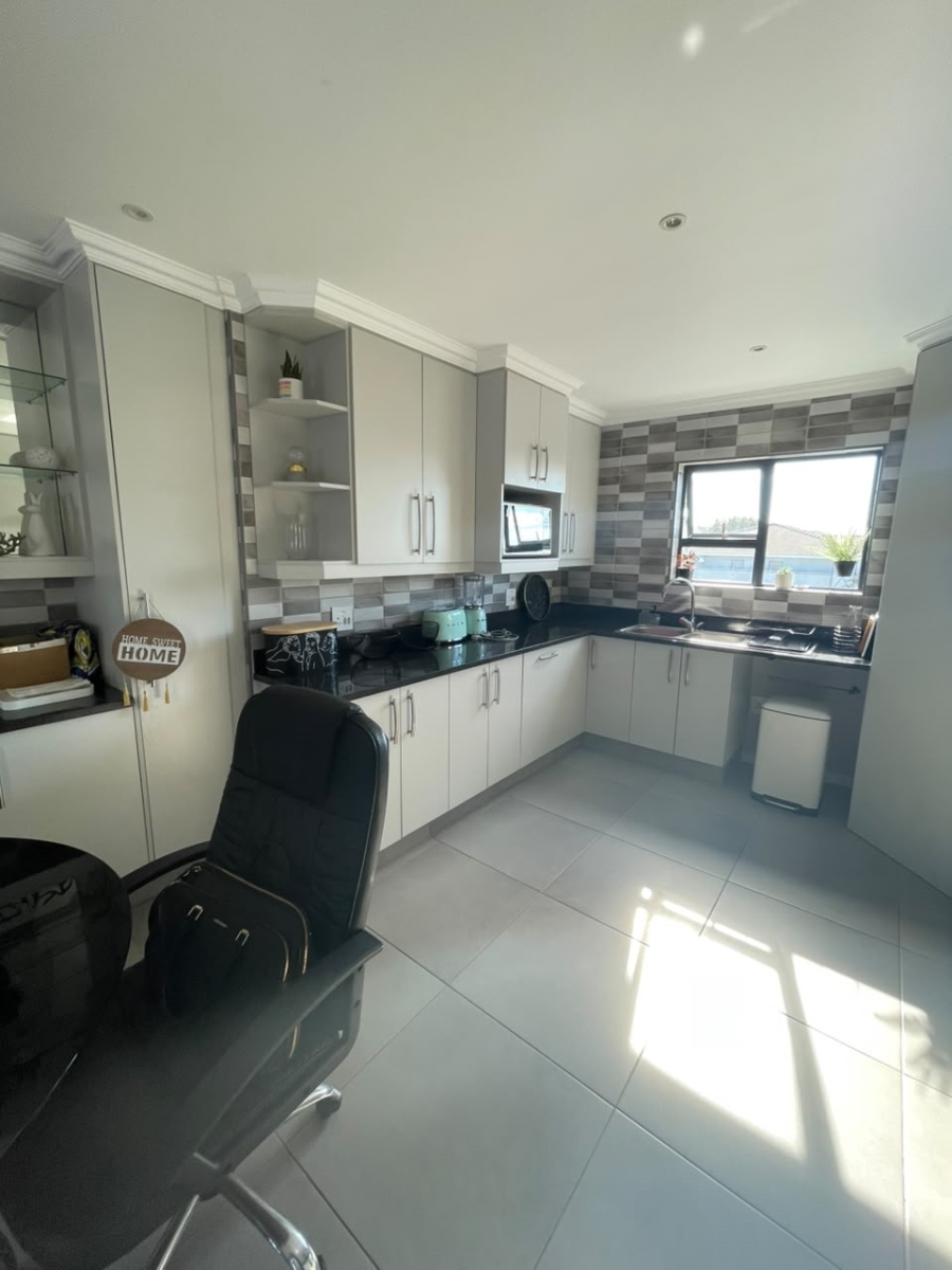 2 Bedroom Property for Sale in Gonubie Eastern Cape